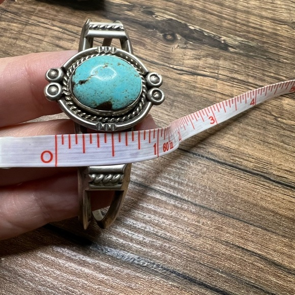 Vintage Native American Sterling Silver Turquoise Cuff Bracelet - Picture 13 of 13